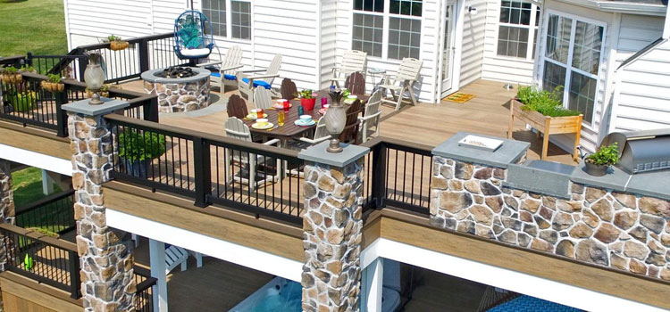 Custom Deck Design Contractors in Compton, CA